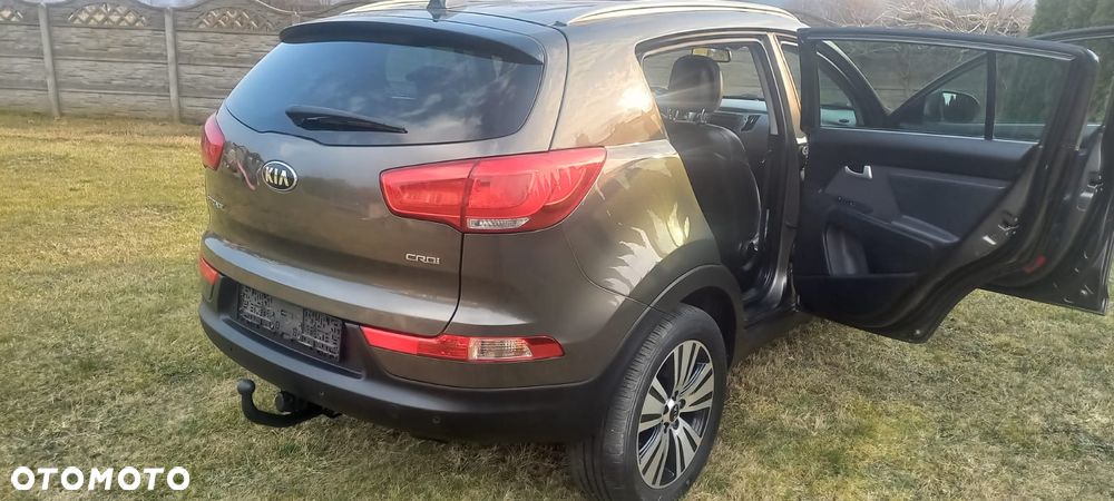 Kia Sportage 2,0 CRDI AWD Spirit - 5