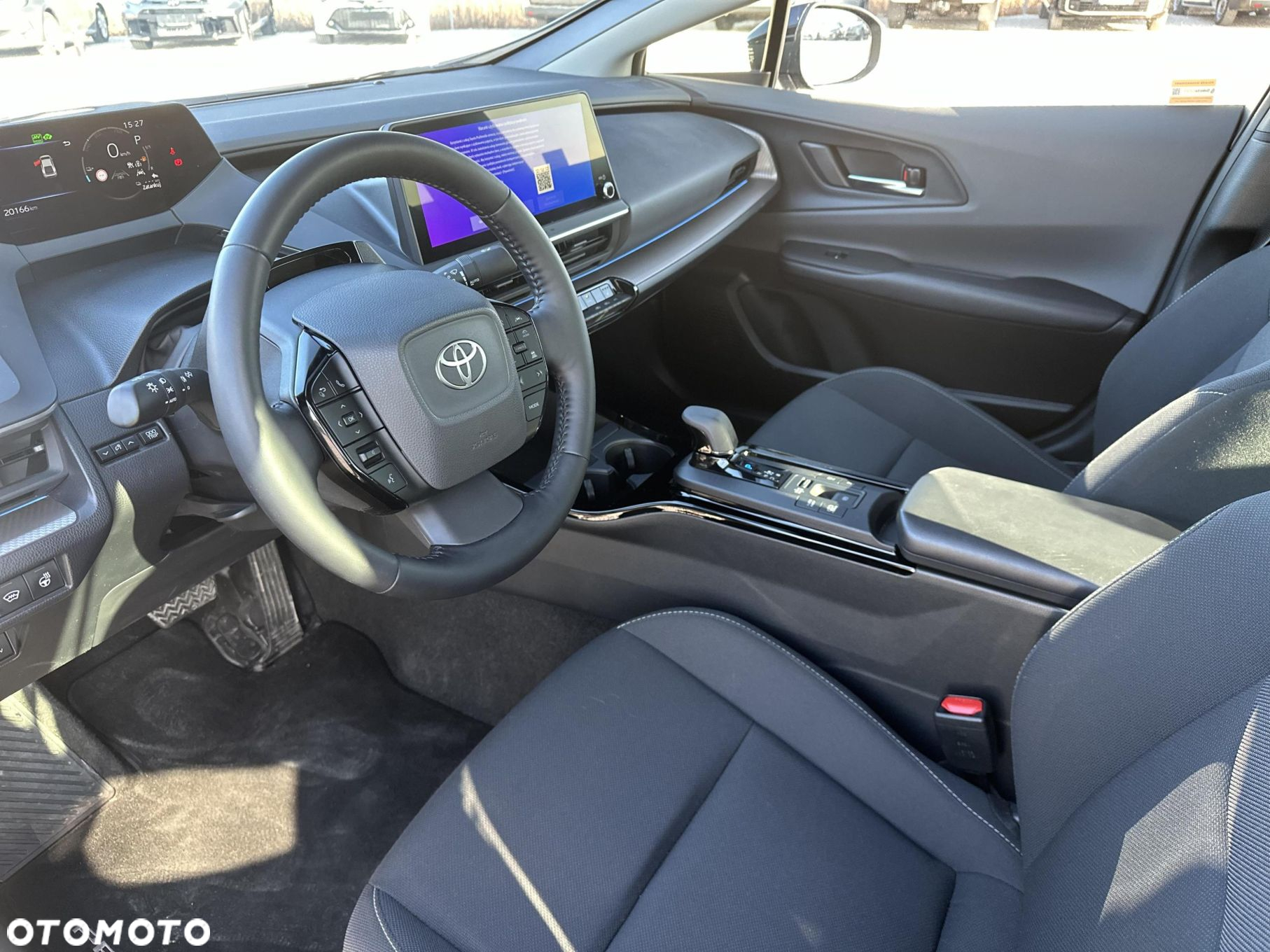 Toyota Prius - 10
