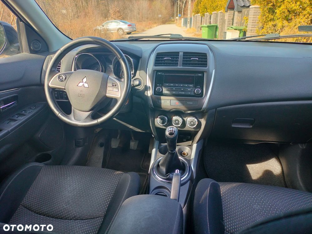 Mitsubishi ASX - 8