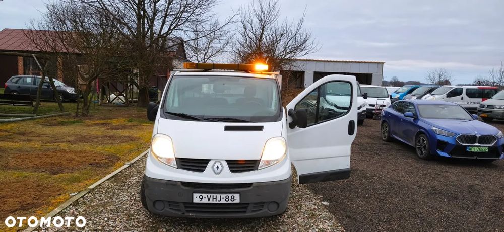 Renault Trafic - 9