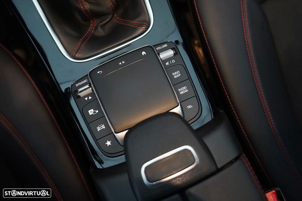 Mercedes-Benz A 160 AMG Line - 17