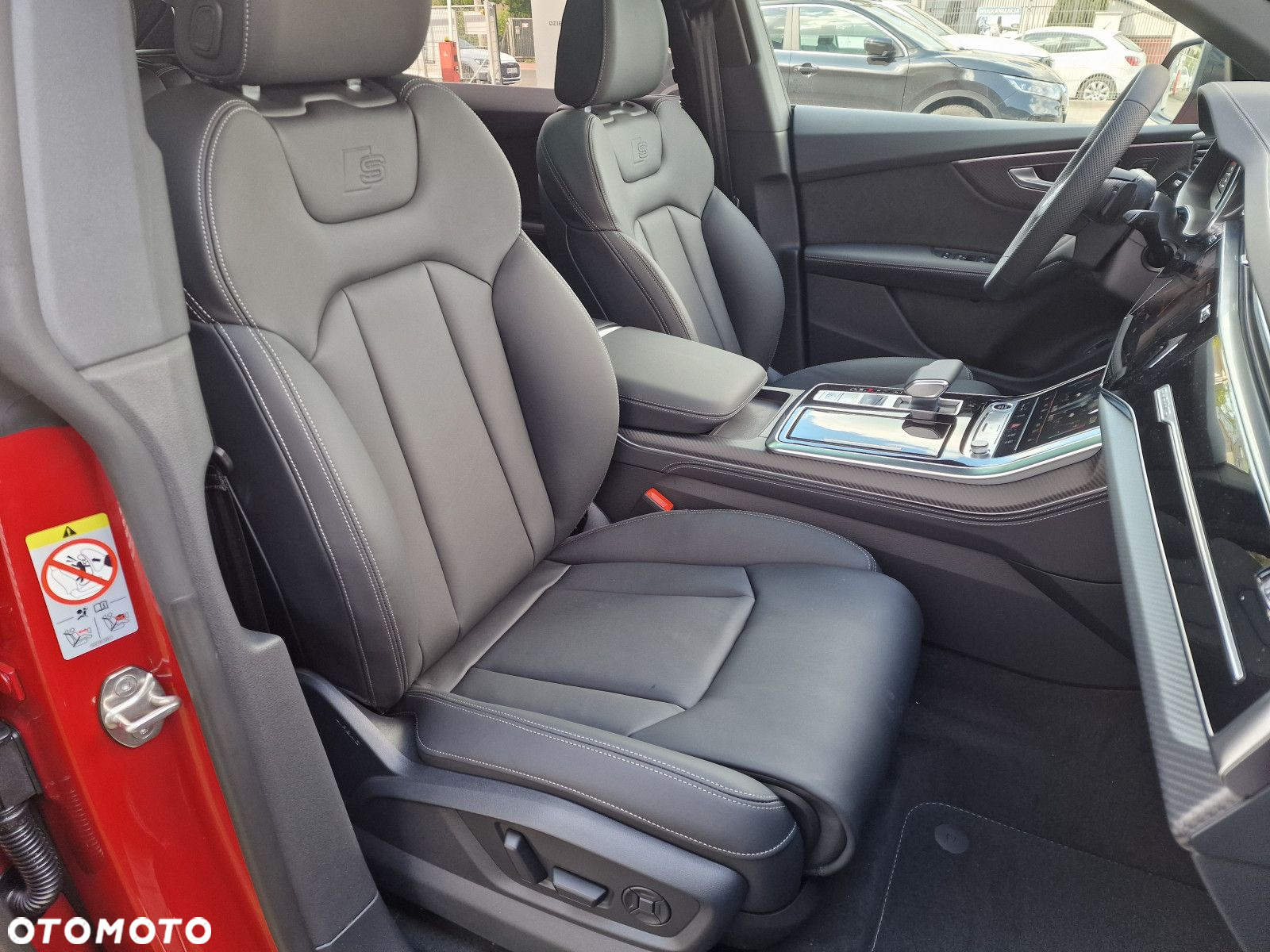 Audi Q8 - 16