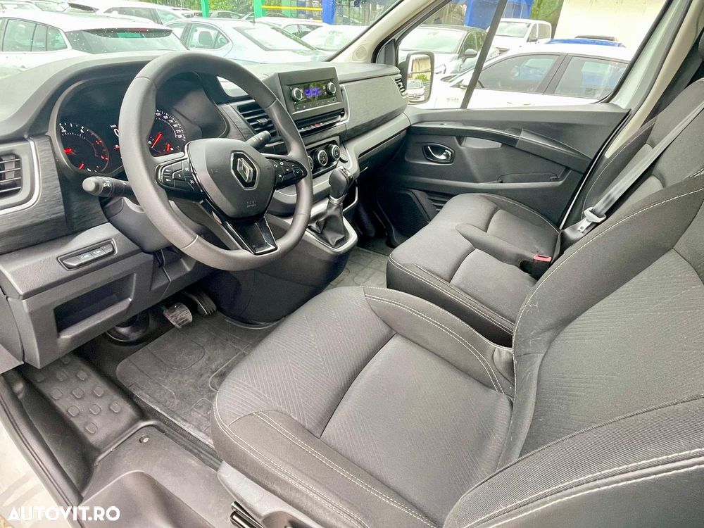 Renault Trafic 2.0 Blue dCi 150 EDC S&S L2 8+1 Zen - 9