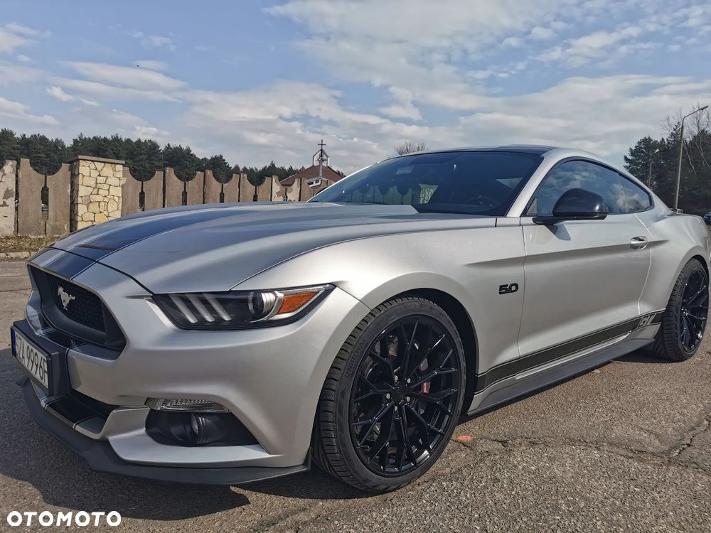 Ford Mustang - 16