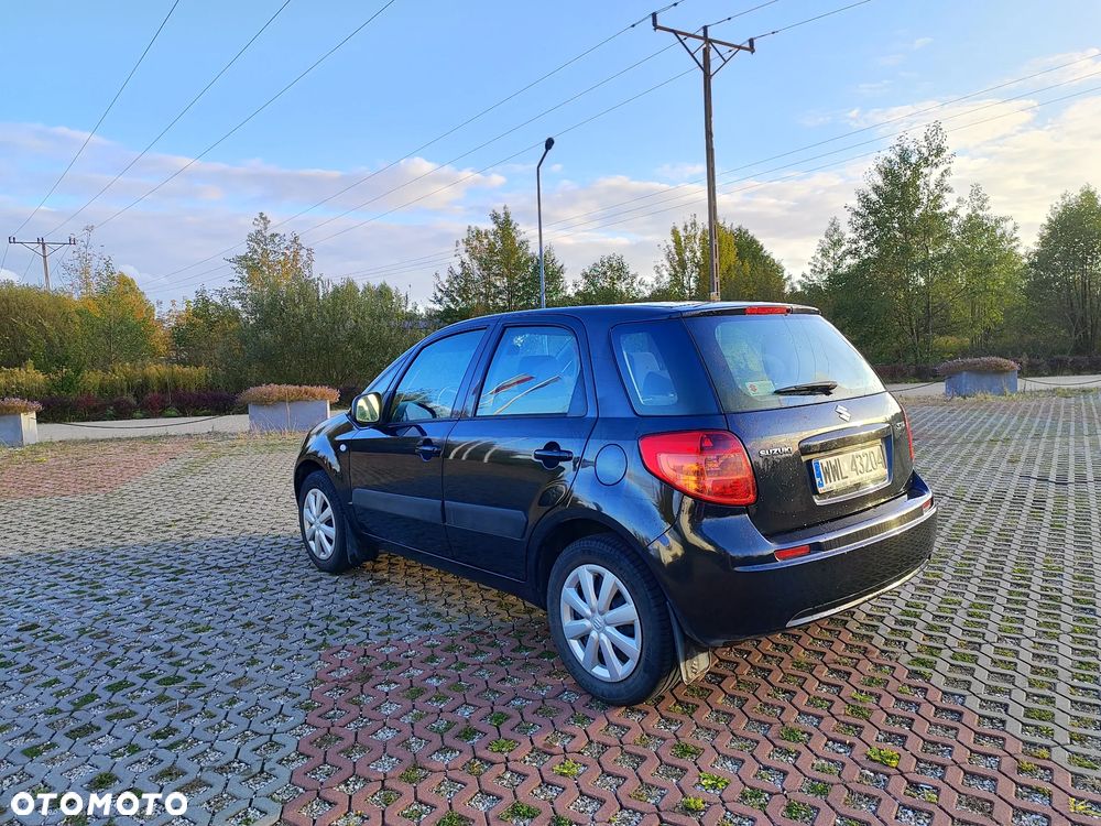 Suzuki SX4 1.5 Comfort - 2