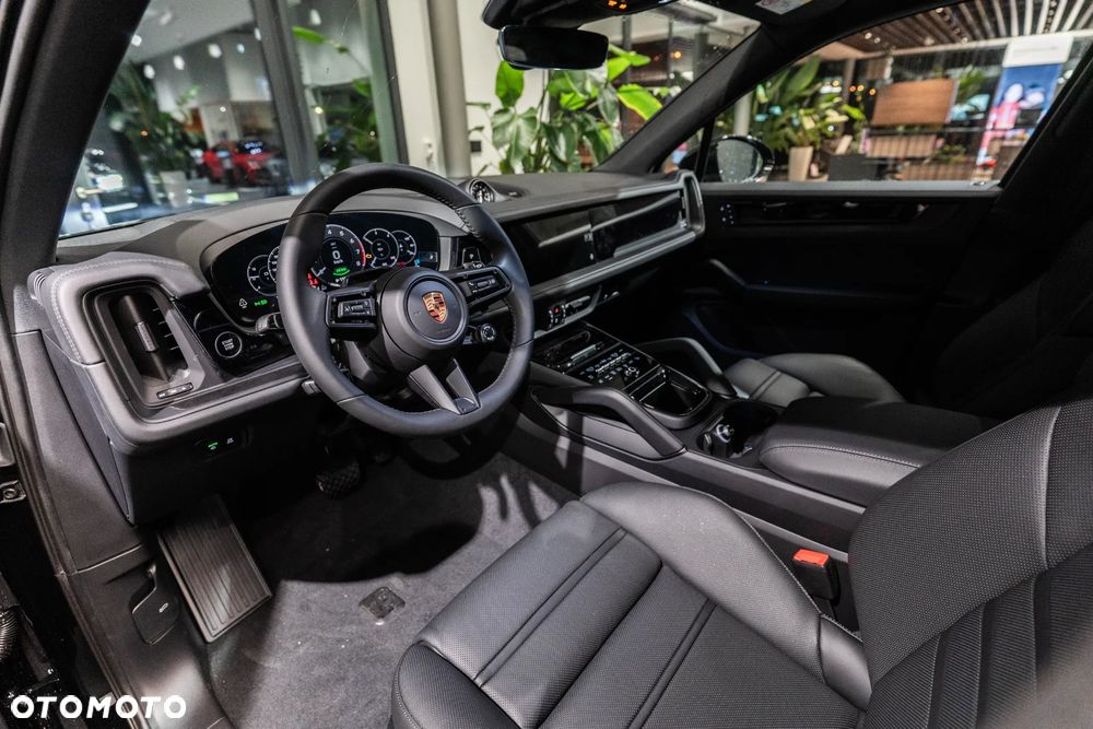 Porsche Cayenne E-Hybrid PHEV Black Edition - 8