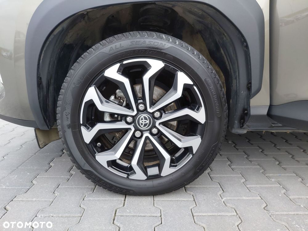Toyota Yaris Cross - 19