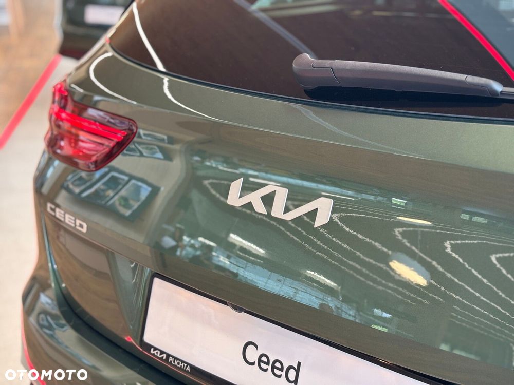 Kia Ceed - 26