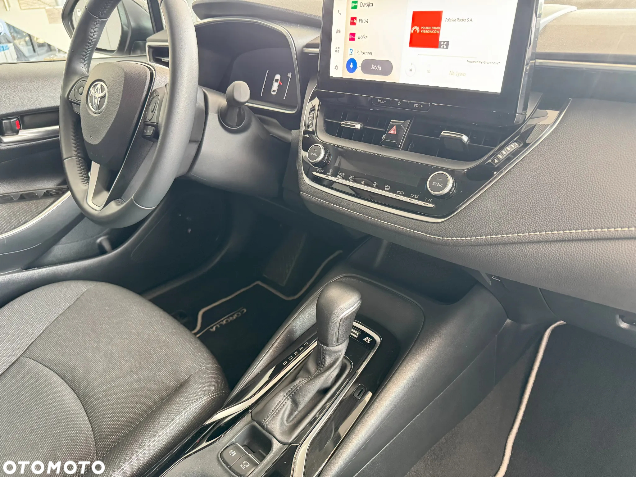 Toyota Corolla 1.8 Hybrid Comfort - 9