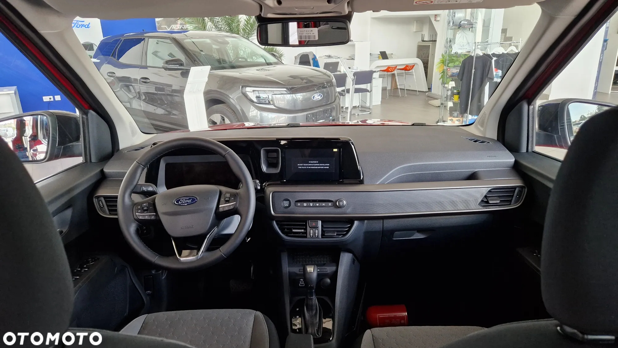 Ford Tourneo Courier 1.0 EcoBoost Titanium - 23