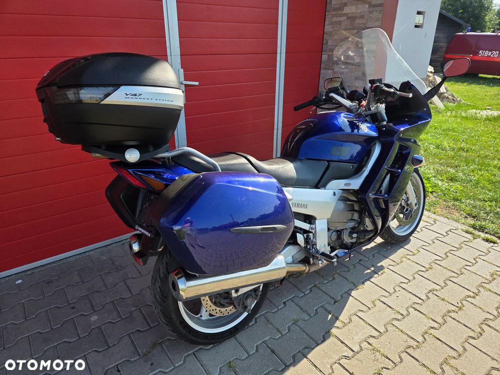 Yamaha FJR - 3