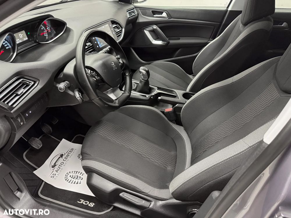 Peugeot 308 PureTech 110 Stop & Start Style - 19
