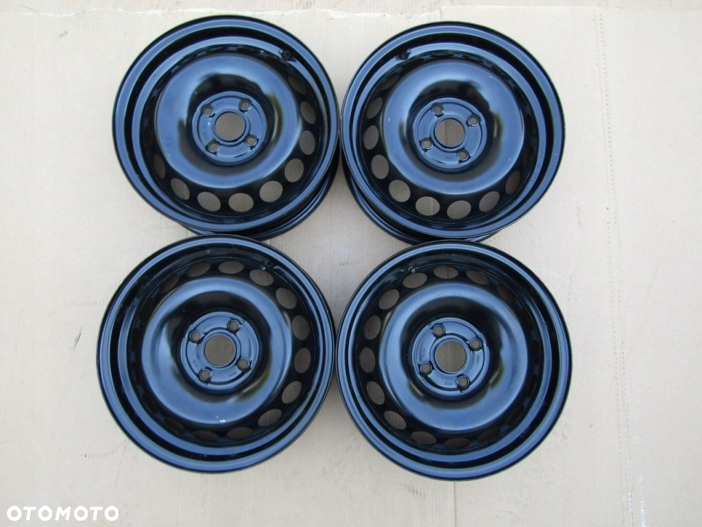 4x Felgi 15 Citroen C1 I II Toyota Aygo I II Peugeot 107 108 4,5 4x100 ET35 - 5