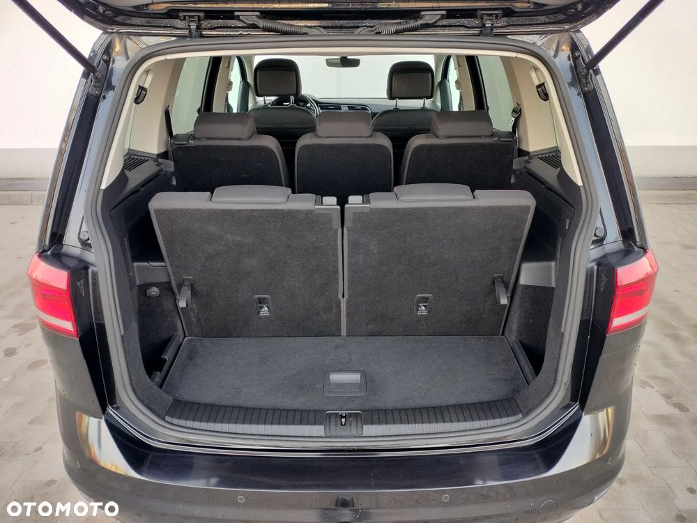 Volkswagen Touran 1.6 TDI SCR (BlueMotion Technology) SOUND - 25