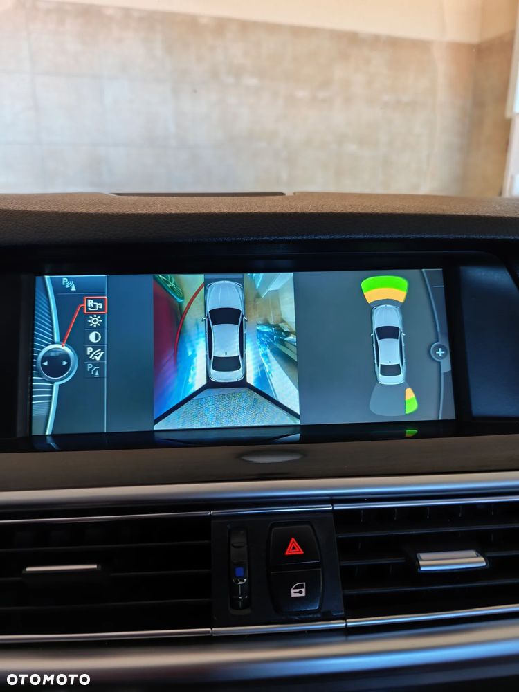 BMW Seria 5 525d xDrive Sport-Aut Luxury Line - 27