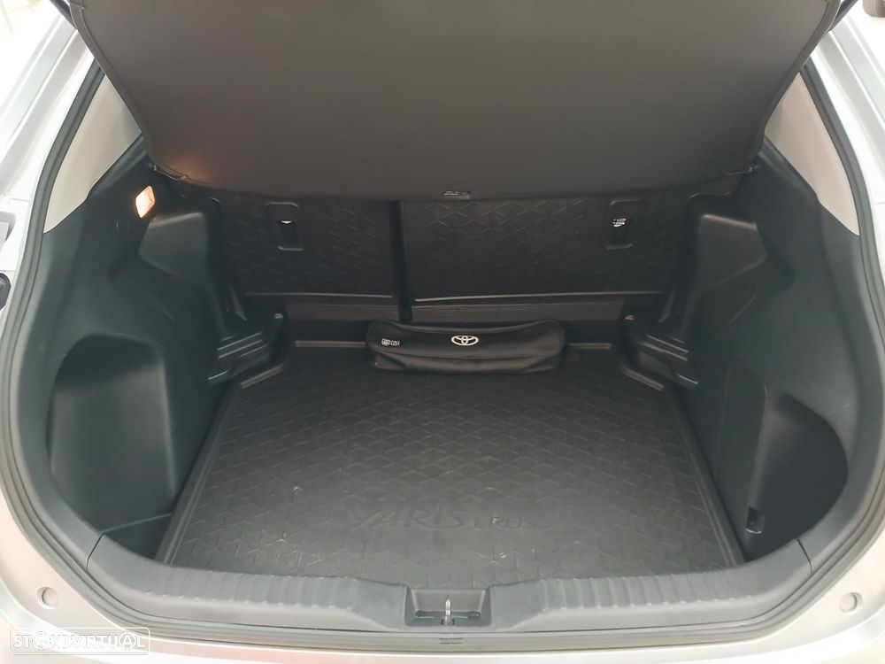 Toyota Yaris Cross 1.5 HDF Comfort Plus - 9