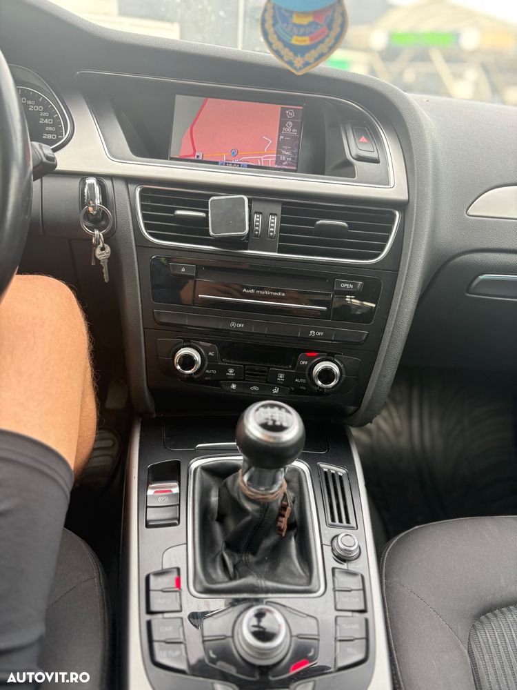 Audi A4 Avant 2.0 TDI - 20