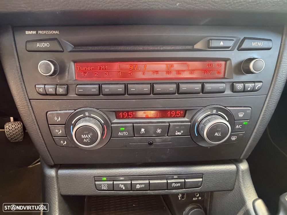 BMW X1 16 d sDrive Line Sport - 26