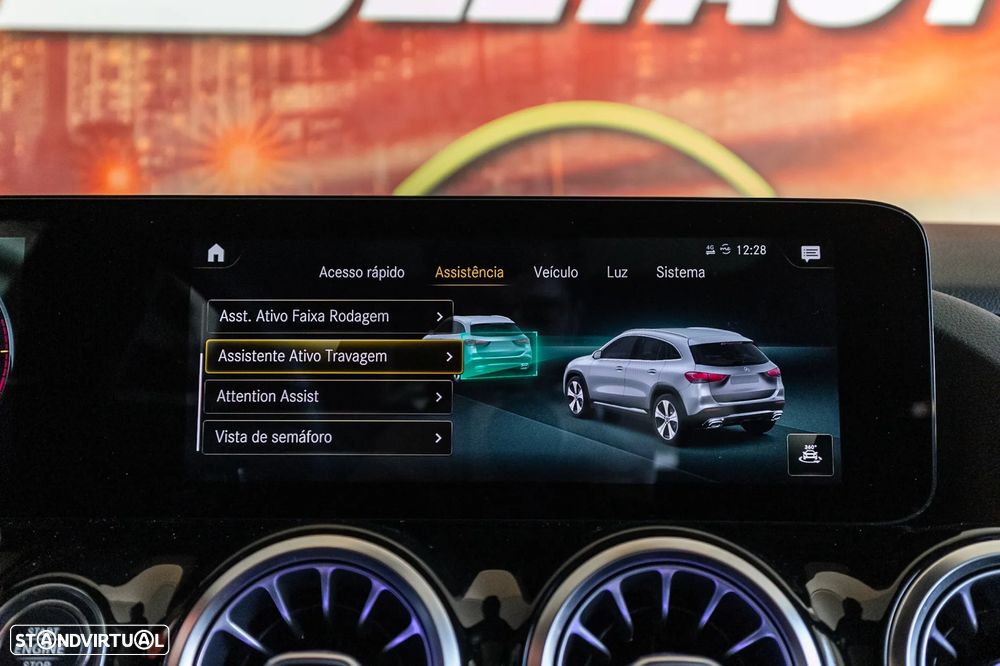 Mercedes-Benz GLA 220 d AMG Line - 19