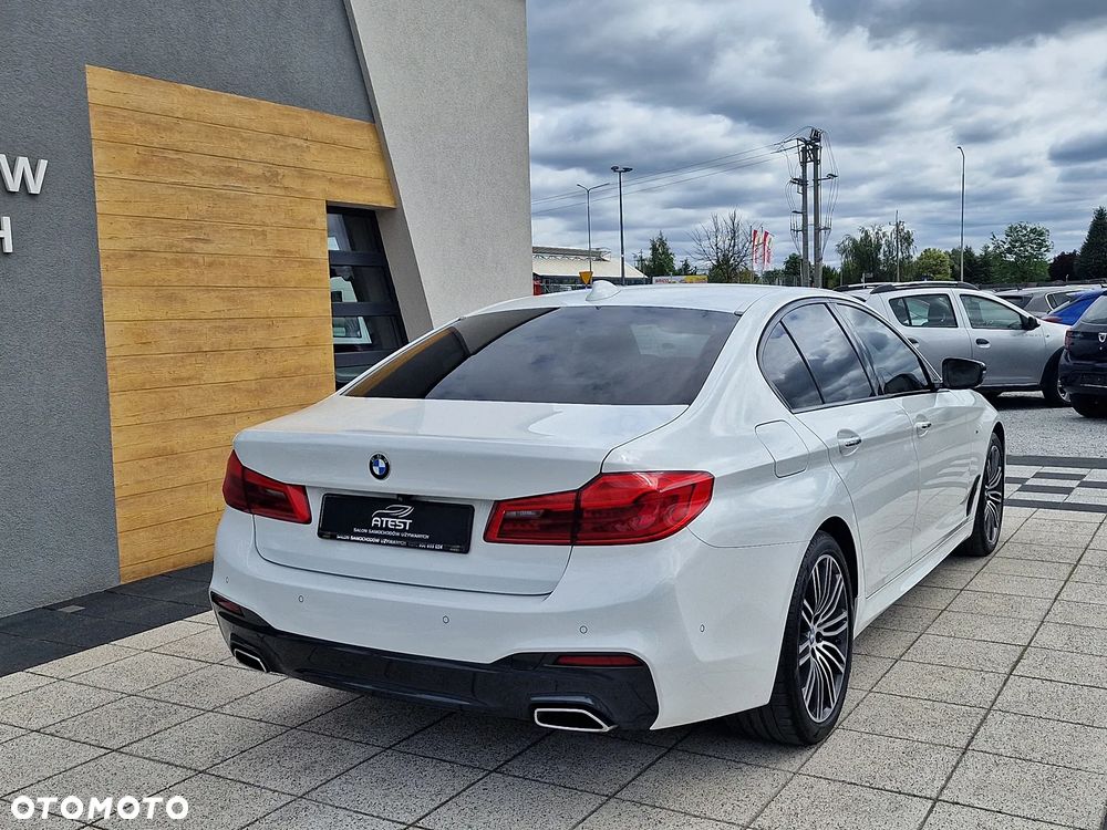 BMW Seria 5 520d M Sport sport - 5