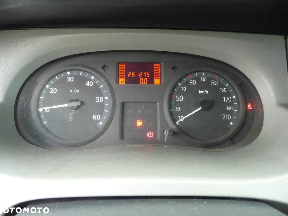 Renault Trafic - 14