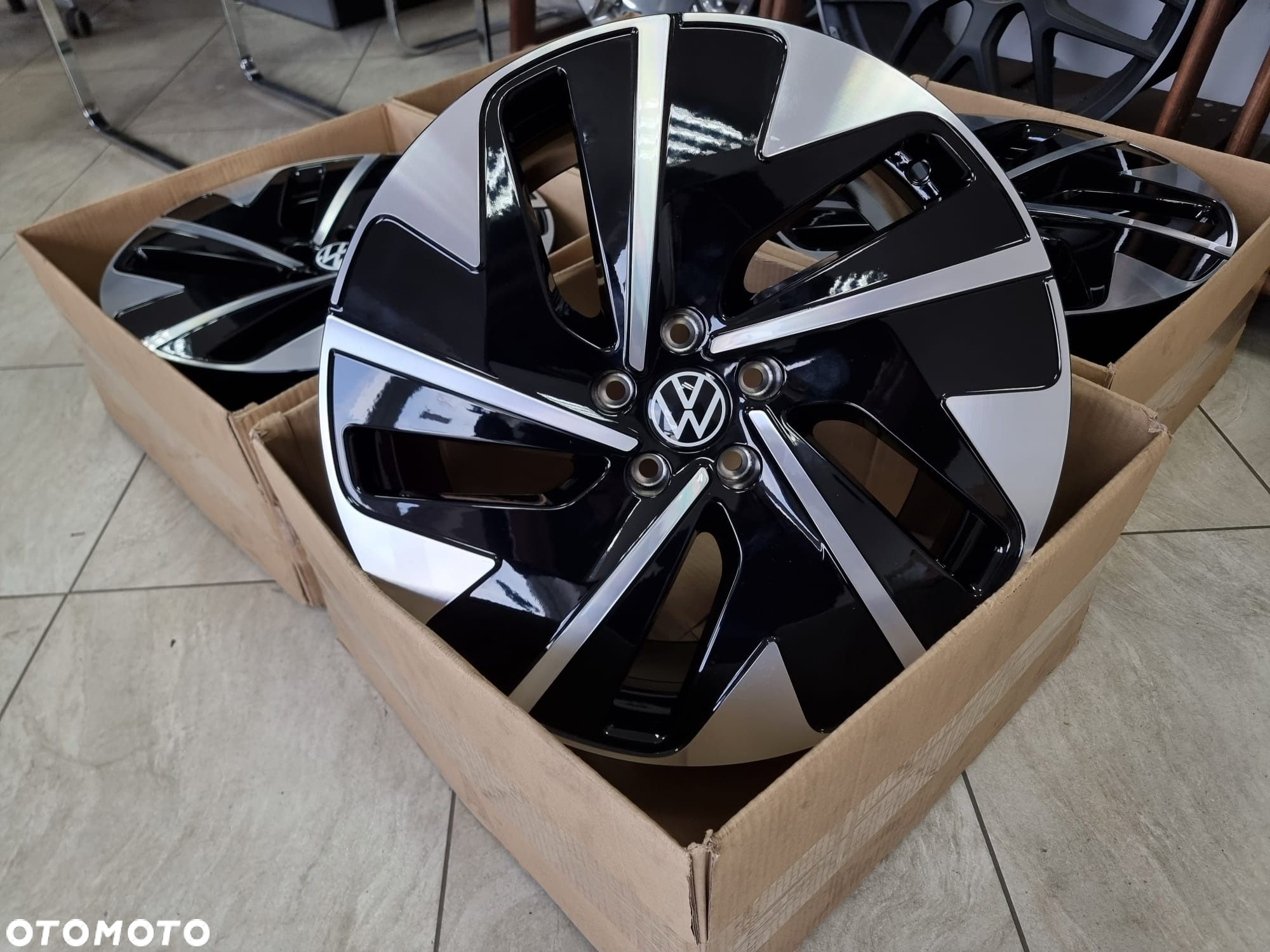 Felgi aluminiowe volkswagen 19 hurt nowe demo - 2