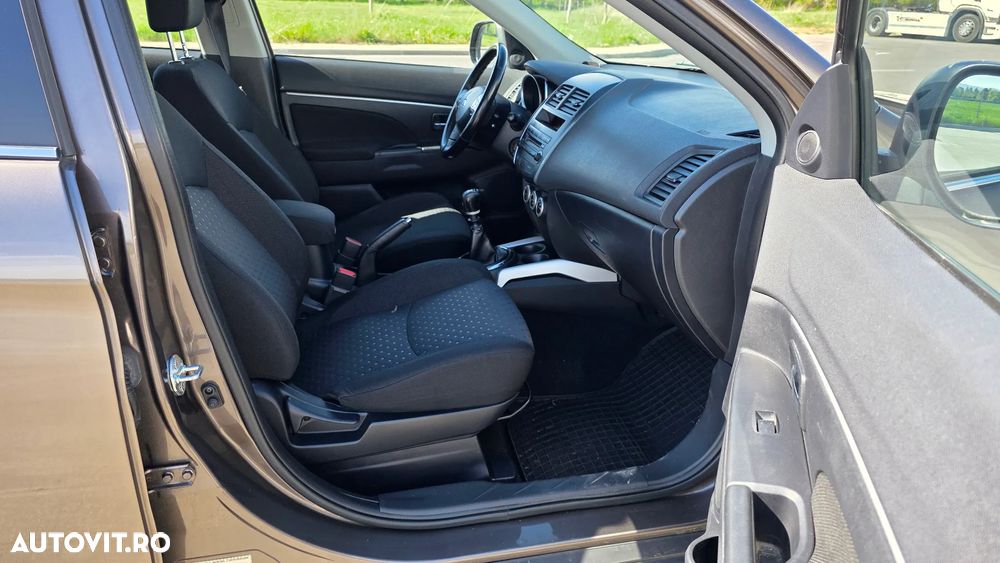 Mitsubishi ASX 1.8 DI-D 2WD Intro Edition - 9