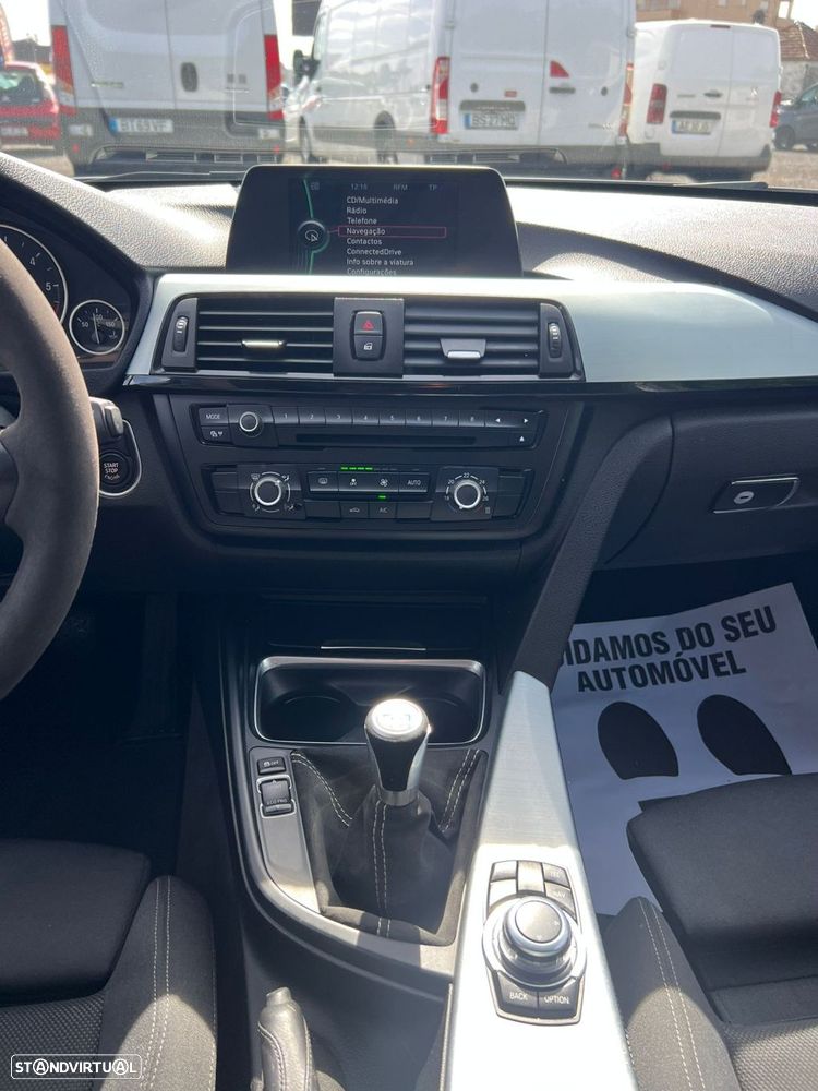 BMW 318 d Touring Pack M - 17