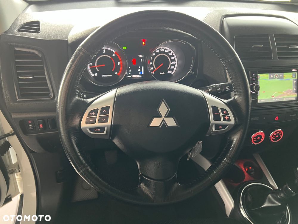 Mitsubishi ASX - 17
