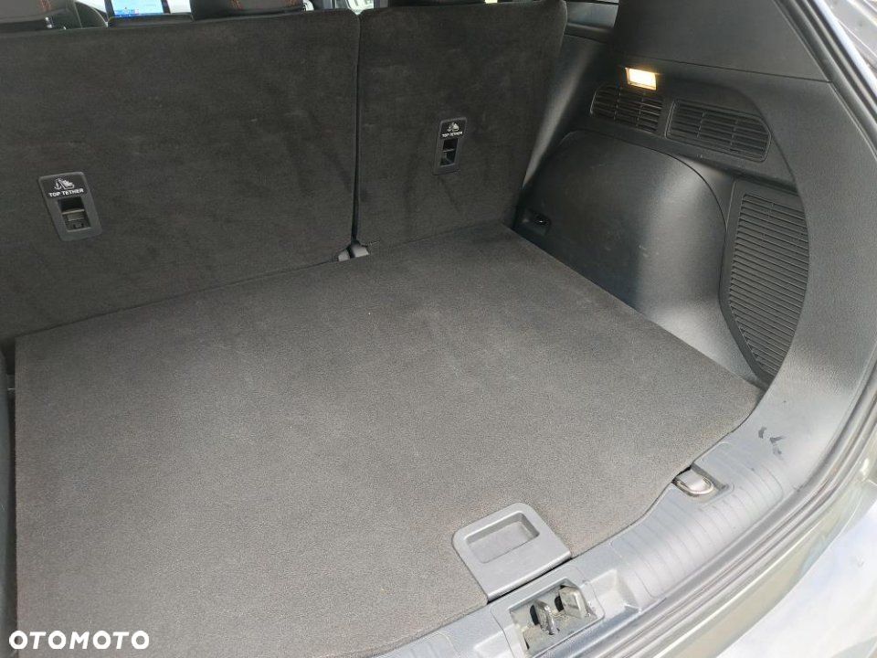 Ford Kuga - 27