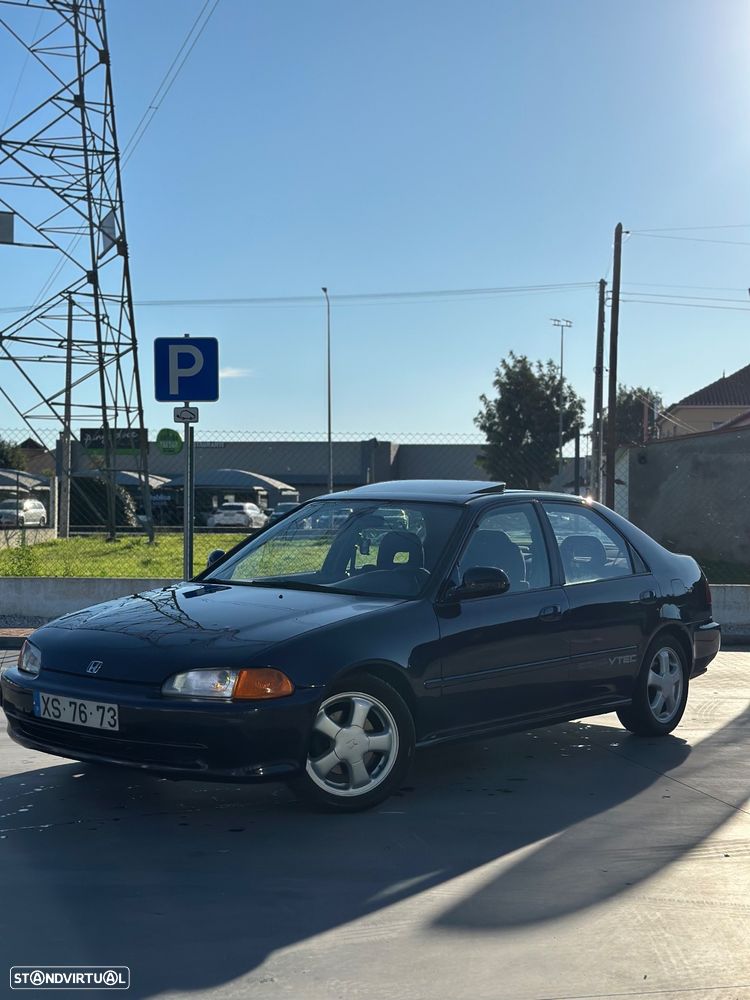Honda Civic 1.6 VTi - 2