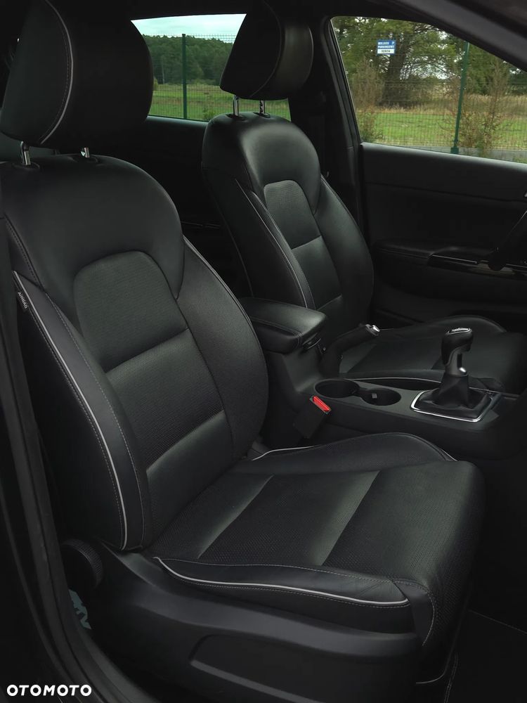 Kia Sportage 2,0 CRDI 2WD ISG Spirit - 22