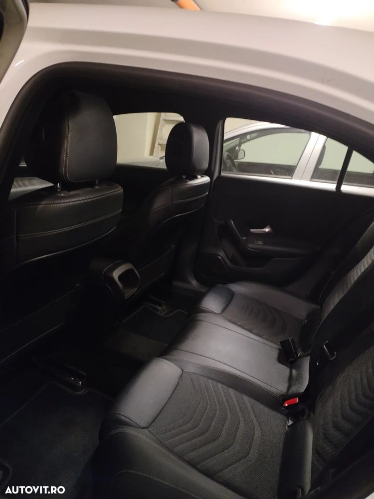 Mercedes-Benz A 180 d Sedan 8G-DCT - 5