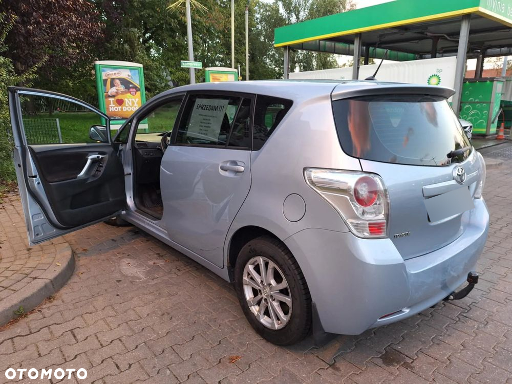 Toyota Verso 2.0 D-4D Luna 7os - 12