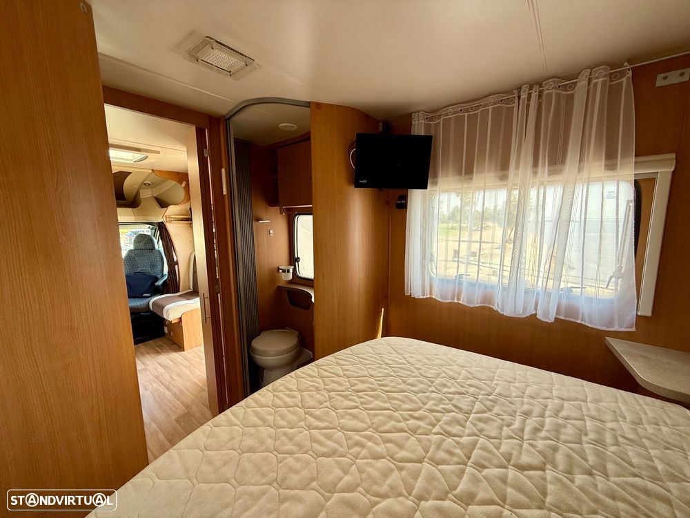 Chausson Flash 28 - Cama Central - 25