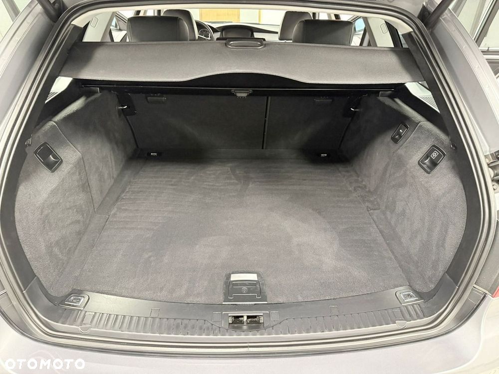 BMW Seria 5 - 16
