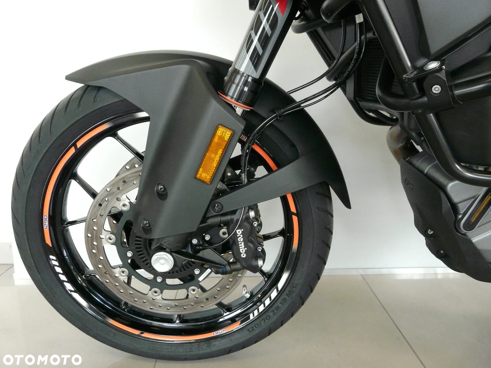 KTM Adventure - 22