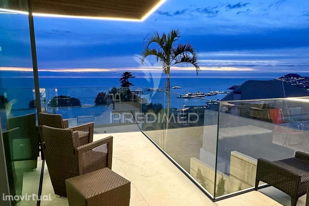 LUXUOSA MORADIA T4 COM PISCINA VISTA MAR. - Grande imagem: 5/23