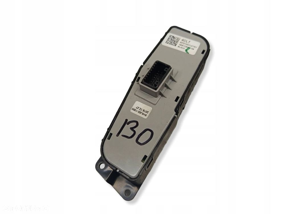 Przyciski Pasa Ruchu Martwego Pola ESP Hyundai I30 III FASTBACK 3H3J221300 - 11