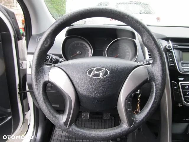 Hyundai i30 1.4 Classic - 16