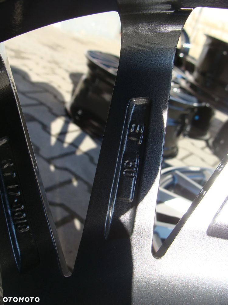 a248 5x112 Audi A5 A7 A6 C6 C7 C8 A4 B9 Q5 Q3 A8 D2 D3 D4 Allroad 8Jx18 - 7