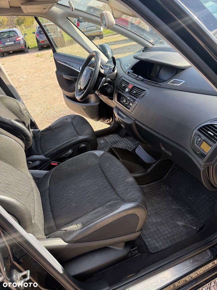 Citroën C4 Grand Picasso - 10