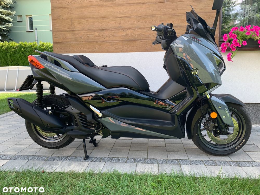 Yamaha X-max - 9