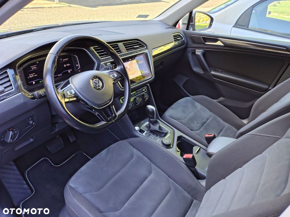 Volkswagen Tiguan - 9