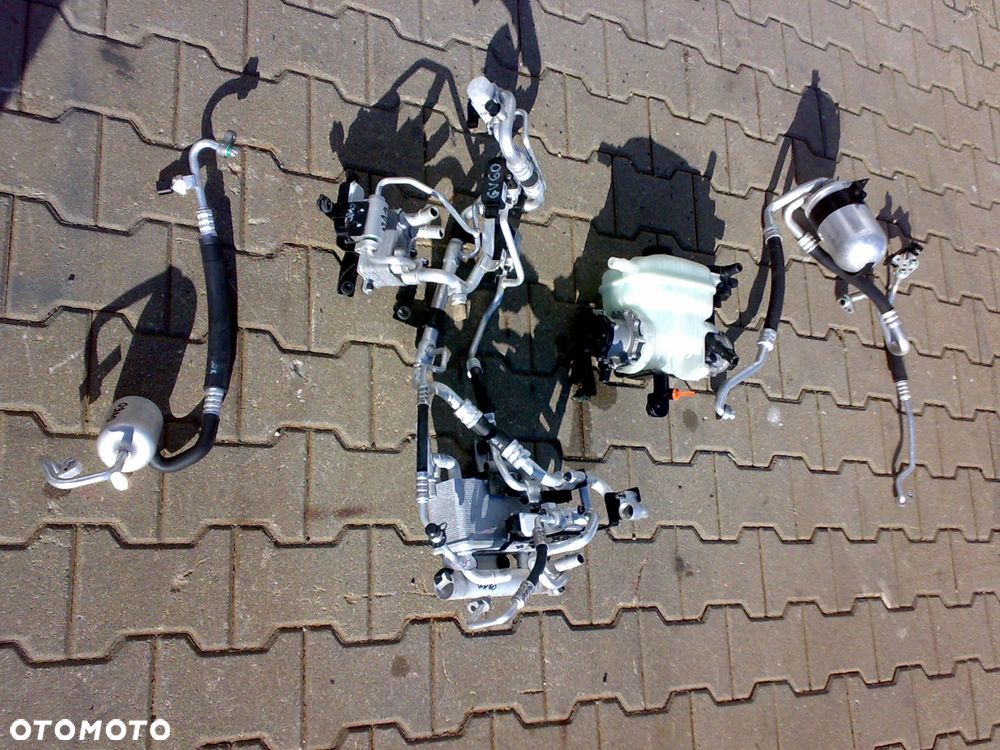 genesis gv60 zbiorniczek zawÓr przewody przewÓd klimatyzacji - 2