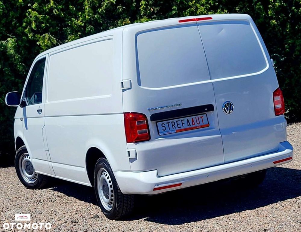 Volkswagen Transporter - 2