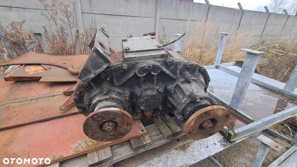 Reduktor STAR 660 244