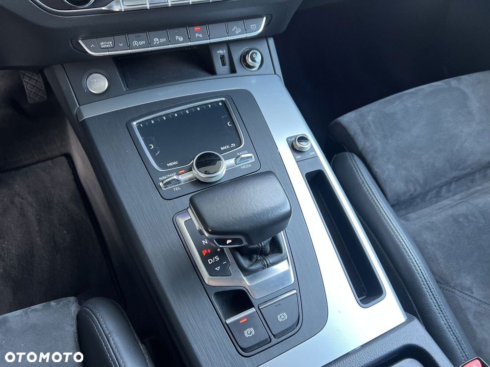 Audi Q5 40 TDI mHEV Quattro S Line S tronic - 18