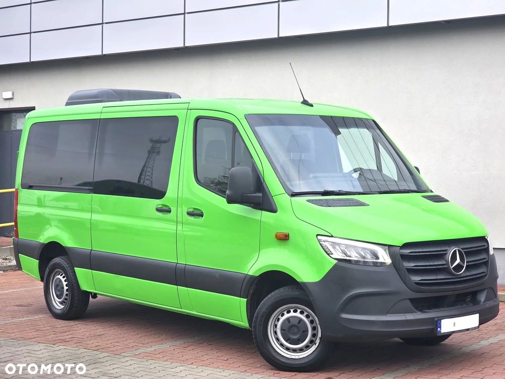 Mercedes-Benz Sprinter - 2