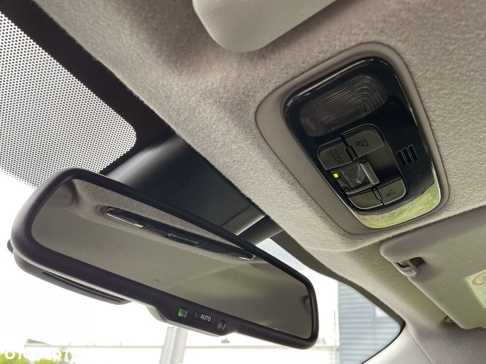 Toyota Yaris Hybrid 1.5 Comfort - 25